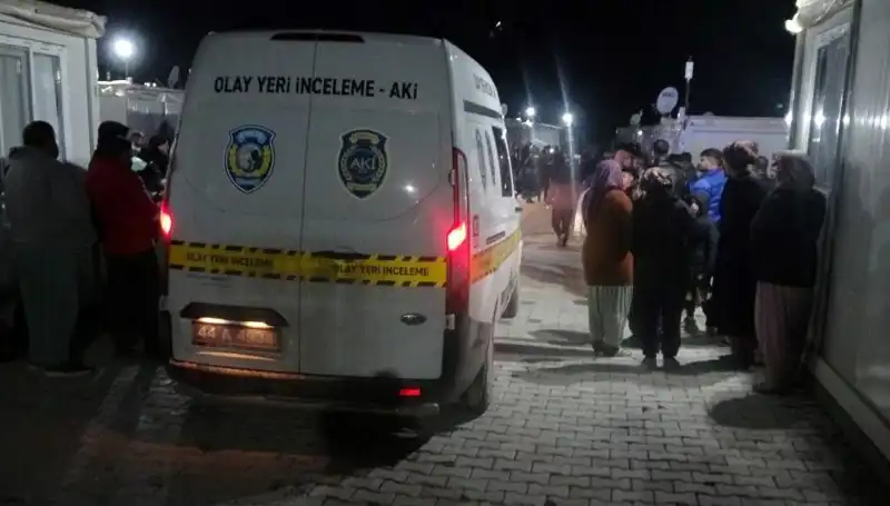 Husumet Yüzünden Çıkan Silahlı Kavga: Kanlı Gelişmeler