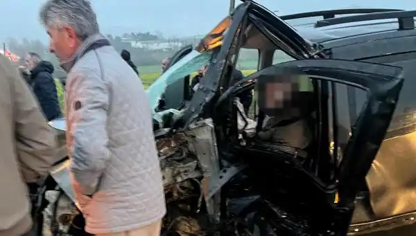 Arnavutköy'de Korkunç Kaza: Bir Can Aldı, 3 Yaralı
