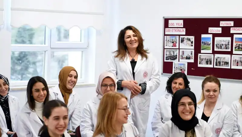MEB Ücretli Öğretmenlik Başvuruları Başladı: Şimdi Ne Yapmalısınız?