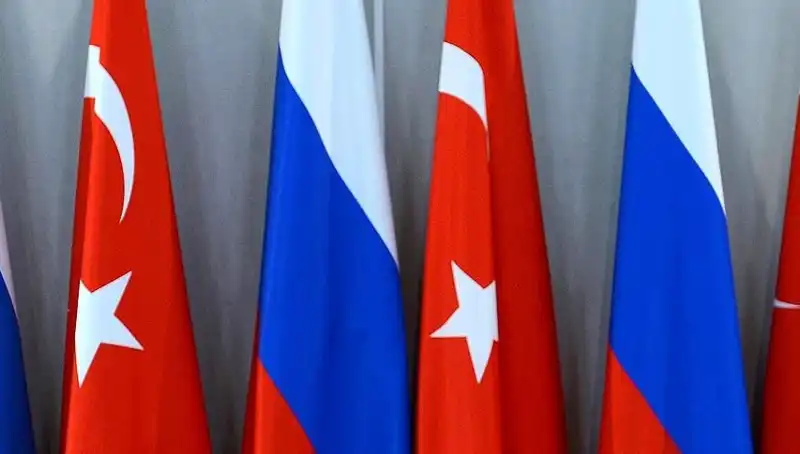 Türkiye ve Rusya: 105 Yıllık Diplomatik İlişkilerde Denge Oyunu