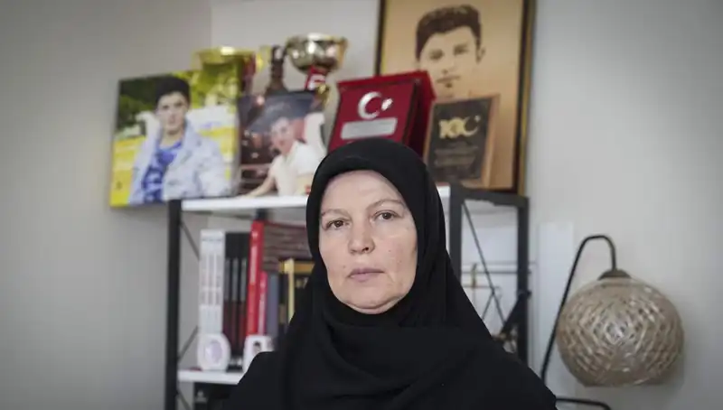 15 Temmuz'un 16 Yaşındaki Şehidi Mahir Ayabak’ın Annesinin Tarifi Zor Acısı