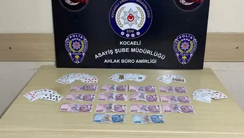 Kocaeli'de Kumar Baskınları: Kahvehanelerde Neler Yaşandı?