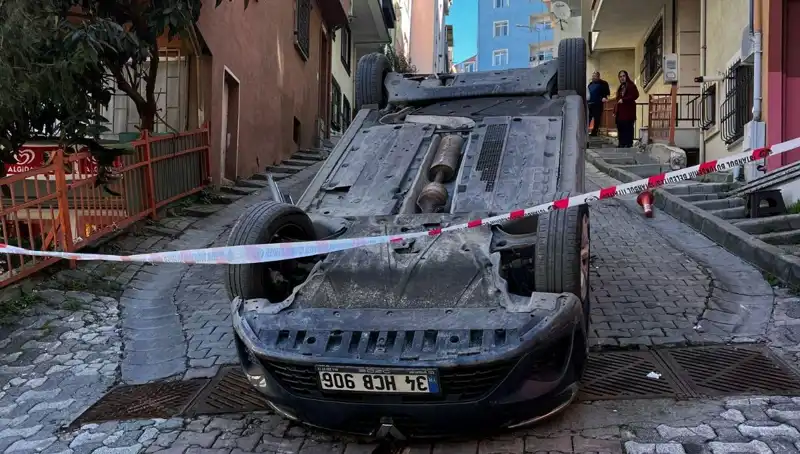 El Freni Çekilmeyen Otomobil Takla Attı: Korkutan Kaza Detayları