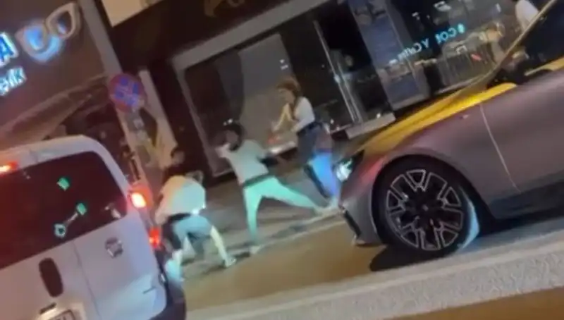 Cadde Boks Ringi Oldu: Şehirdeki Sıcak Anlar ve Yatırım Fırsatları