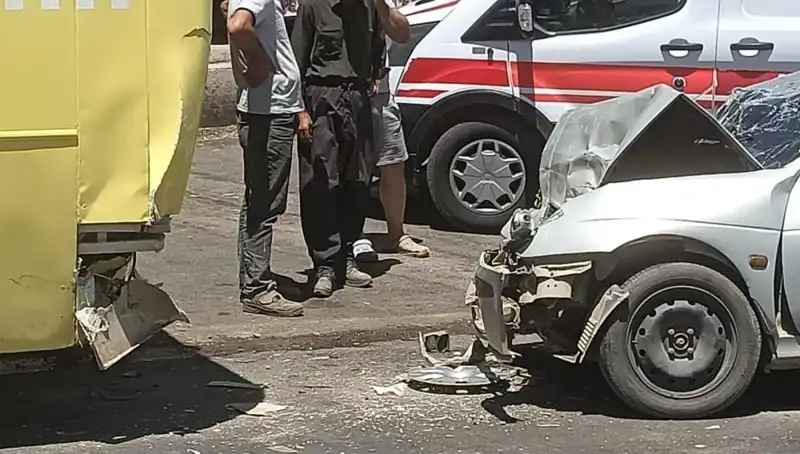 Halk Otobüsü ile Otomobil Çarpıştı: Olayın Ardındaki Gerçekler