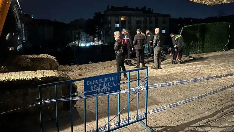 İnşaat Çalışmalarında Üzücü Olay: İstanbul'da Yol Çöktü