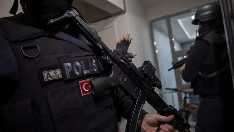 DAEŞ Operasyonlarında Şok Gelişme: 89 Şüpheli Gözaltında!