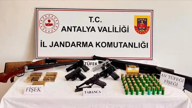 Antalya'da Ruhsatsız Silahlara Geçit Yok: Büyük Operasyon Başarıyla Tamamlandı