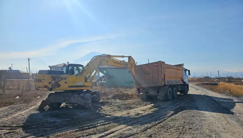 Iğdır'da Güvenlik İçin 179 Metruk Yapı Yıkıldı
