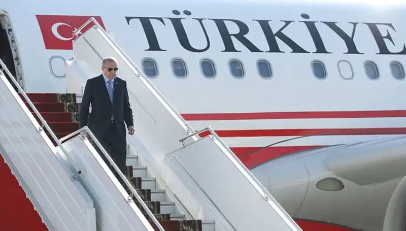 Cumhurbaşkanı Erdoğan İtalya'dan Döndü: Ekonomi ve Yatırımlara Dair Kritik Mesajlar