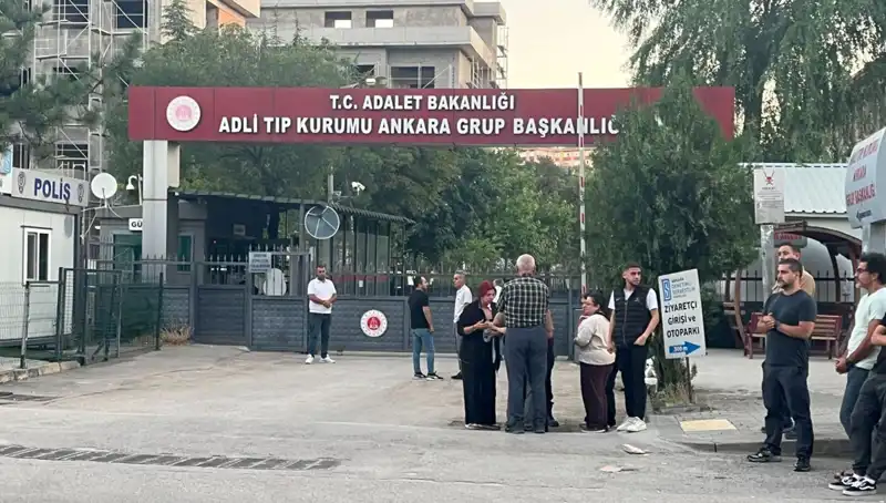 Şehitlerin Naaşları Ankara'ya Getirildi: Aileleri ve Ülke Yas Tutuyor