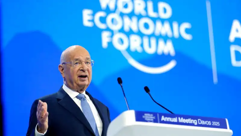 Klaus Schwab Davos’tan Ayrılıyor: Küresel Ekonomide Ne Anlama Geliyor?