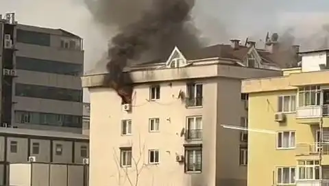 Mecidiyeköy'de Dört Katlı Binada Yangın Paniği: Korku Dolu Anlar!