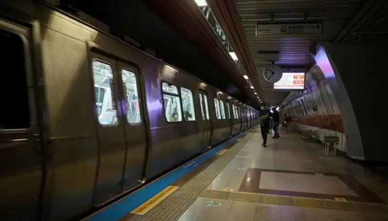 Metro İstanbul'dan Yeni Gelişme: Taksim ve Şişhane İstasyonları Artık Hizmette!