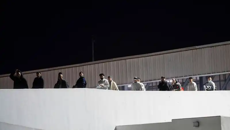 İki İl'de Düzensiz Göçmen Operasyonu: Gözaltına Alınanlar ve Gelişmeler