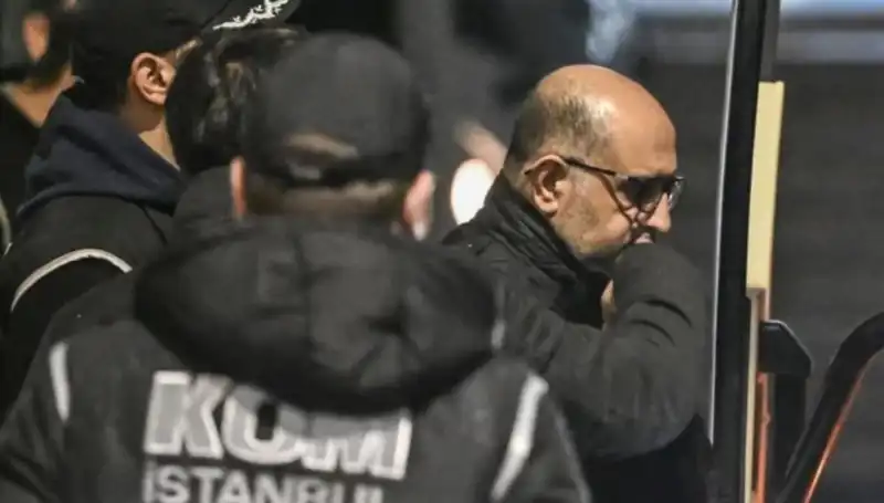 Aziz İhsan Aktaş'ın Ev Hapsi Kaldırıldı, Yeni Dönem Başlıyor
