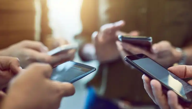 Oppo A5 Pro 4G: Uygun Fiyatlı Performans Canavarı ile Tanışın