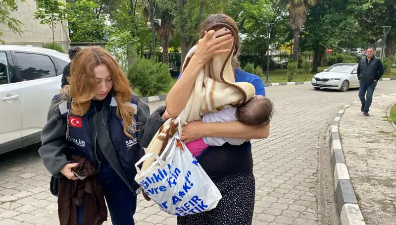 Ev Hırsızlığında Şaşırtan Yöntemler! Kadın Zanlı Yakalandı