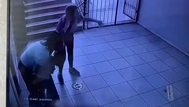 Öğretmenin Heimlich Manevrası: Bir Hayatı Nasıl Kurtardı?
