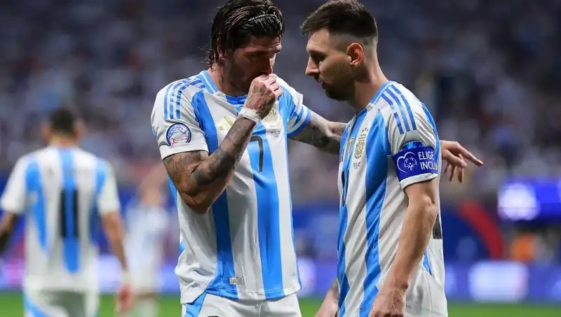 Rodriguez'in Yıldızlarla Buluşması: De Paul ve Messi Yeniden Bir Arada
