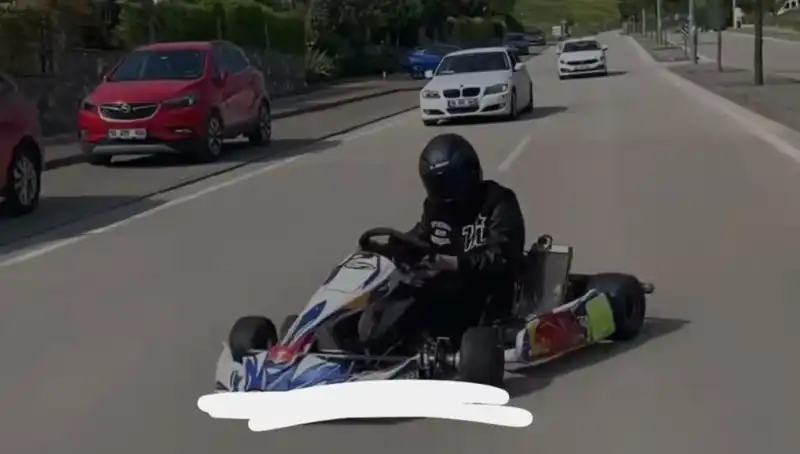 Go-Kart Sürücüsünün Tehlikeli Drift Gösterisi Sosyal Medyayı Salladı!