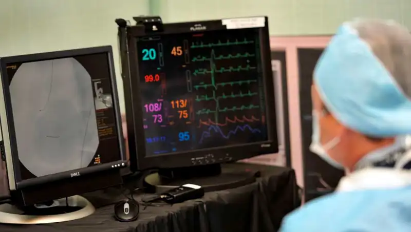 Türkiye'de Sahte Doktor Faciası: 7 Hasta Kalp Ameliyatında Hayatını Kaybetti