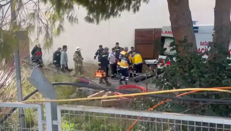 İstanbul'da Trafo Merkezinde Patlama: İşçi Ağır Yaralı