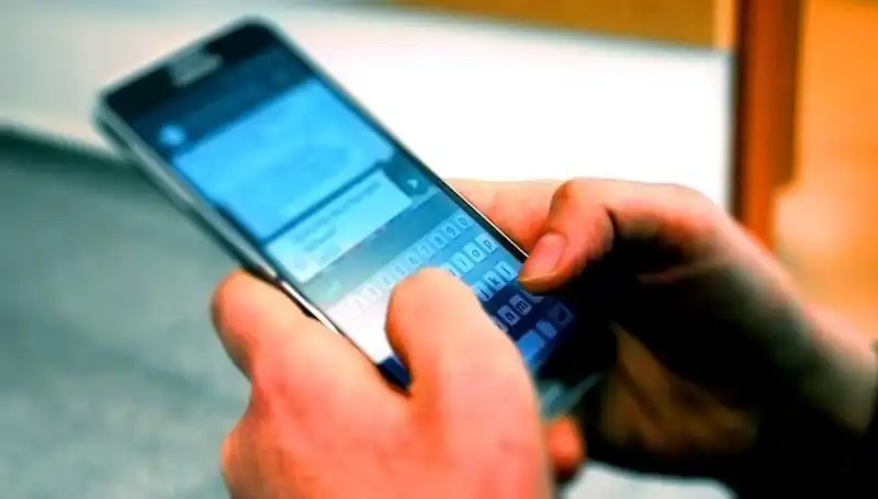 Yargıtay'dan Çarpıcı Karar: Üst Üste Mesaj Gönderenler 1.500 Lira Ceza Alacak