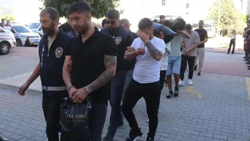 Sahte Eskort İlanıyla 12 Milyon Lira Dolandırıcılık Skandalı
