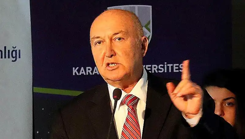 Prof. Dr. Övgün Ahmet Ercan'dan Şaşırtan Açıklama: Beyin Kanaması Tehdidi!