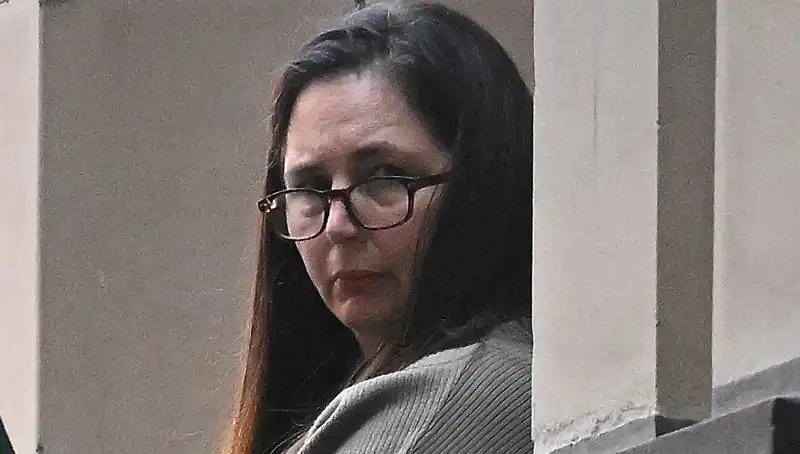 Zehirli Mantarların Gizemi: Renkli Tabaklar ve Cevapsız Sorular
