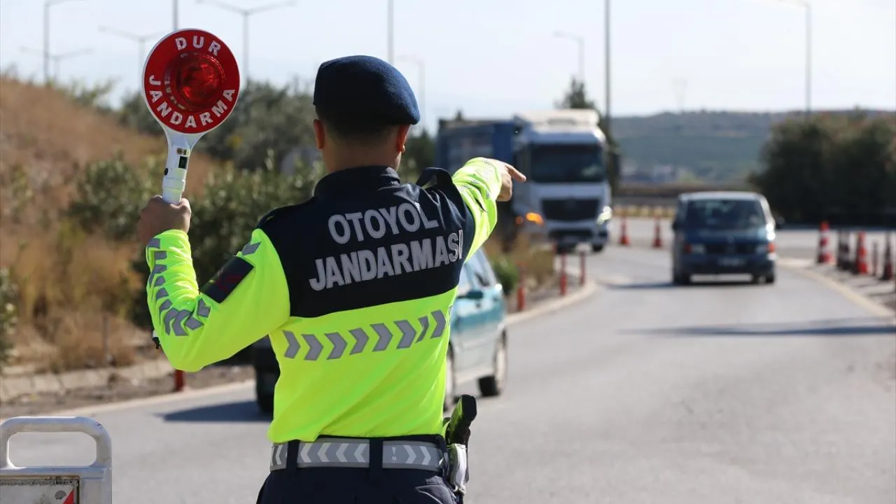 Türkiye Genelinde 2,7 Milyon Araç Denetlendi: Trafikte Güvenlik Önlemleri Artıyor